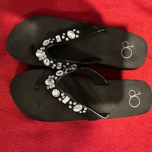 OP black flip flops never worn